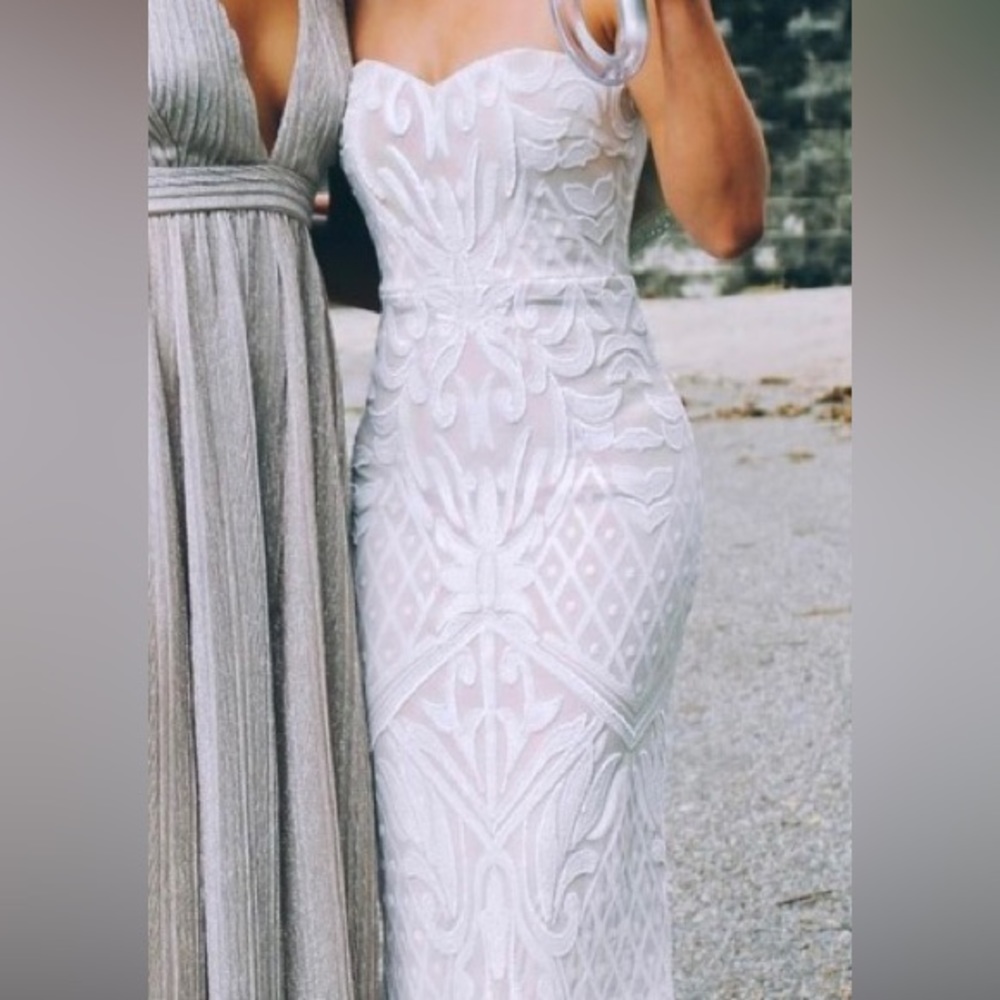 Gorgeous beaded Lulu’s Sophia dress.